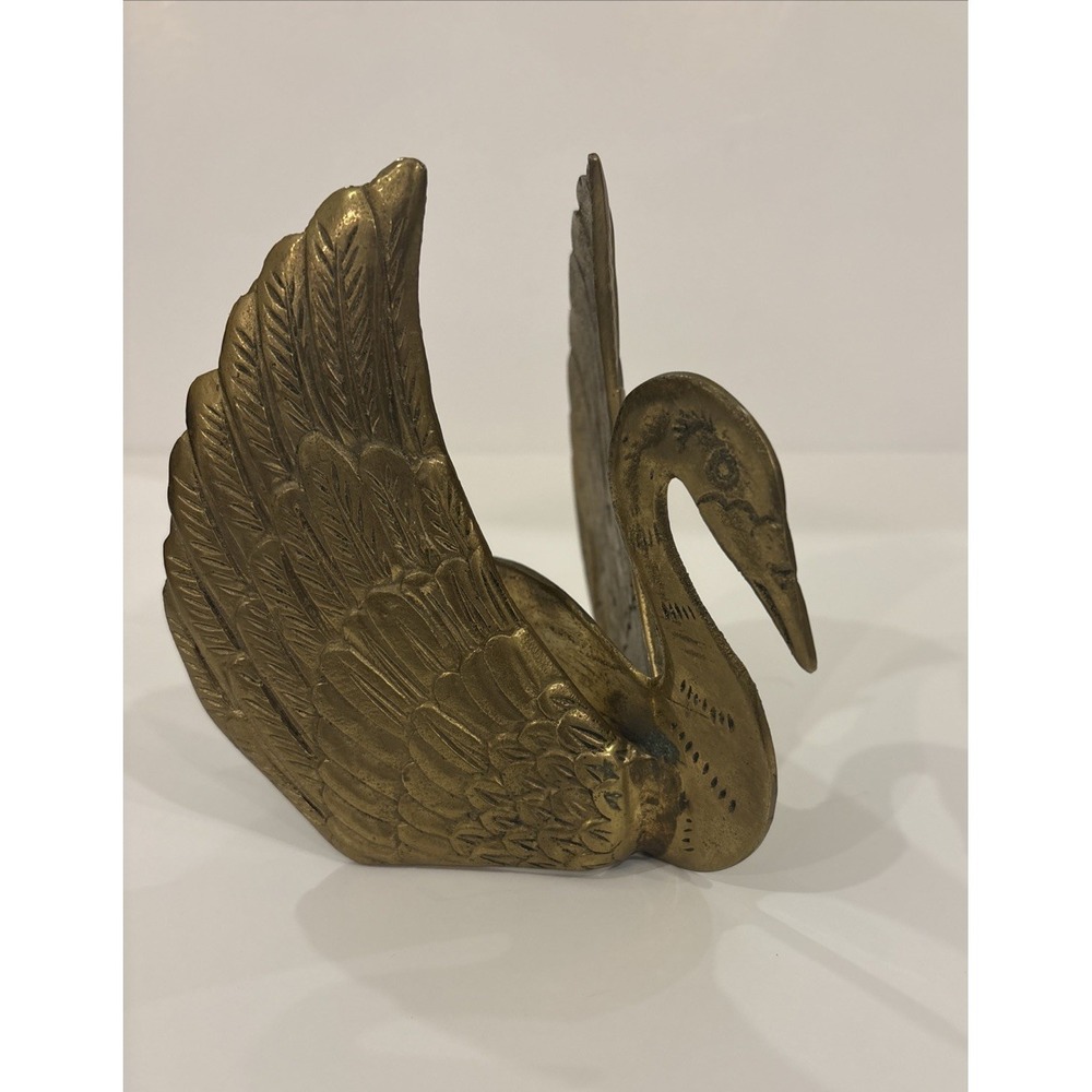 Vintage MCM Brass Swan Statue Home Decor 5.25" Cottage Core - Picture 4 of 7